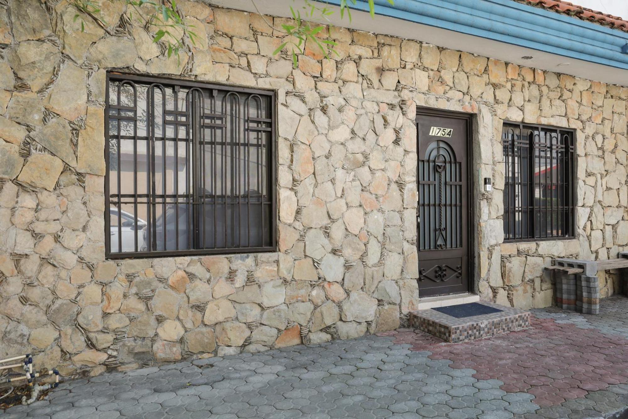 Antique Guest House Fundidora モンテレー エクステリア 写真